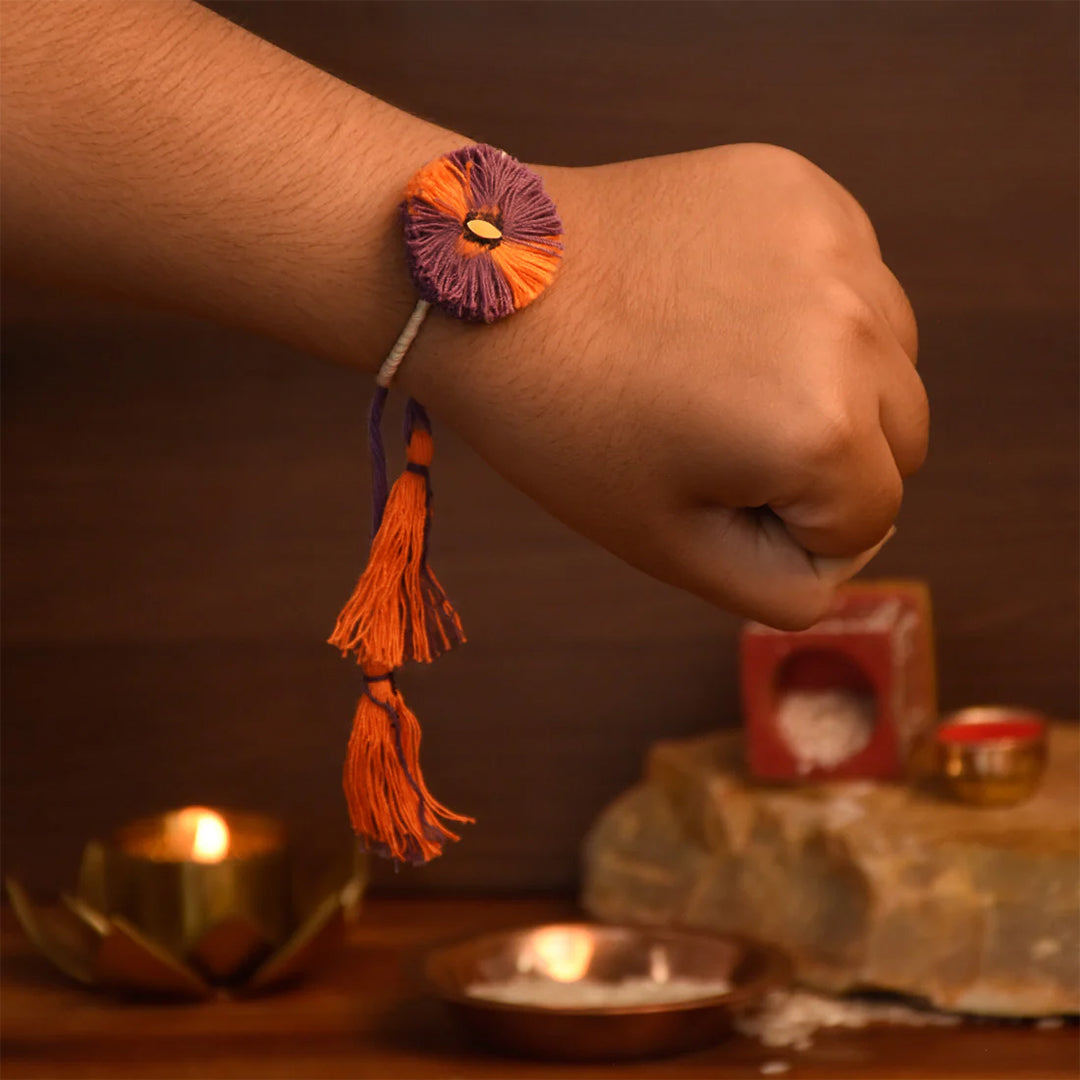 Raksha & Roots - Plantable Seed Rakhi - Dual Color - Cucumber & Chulai