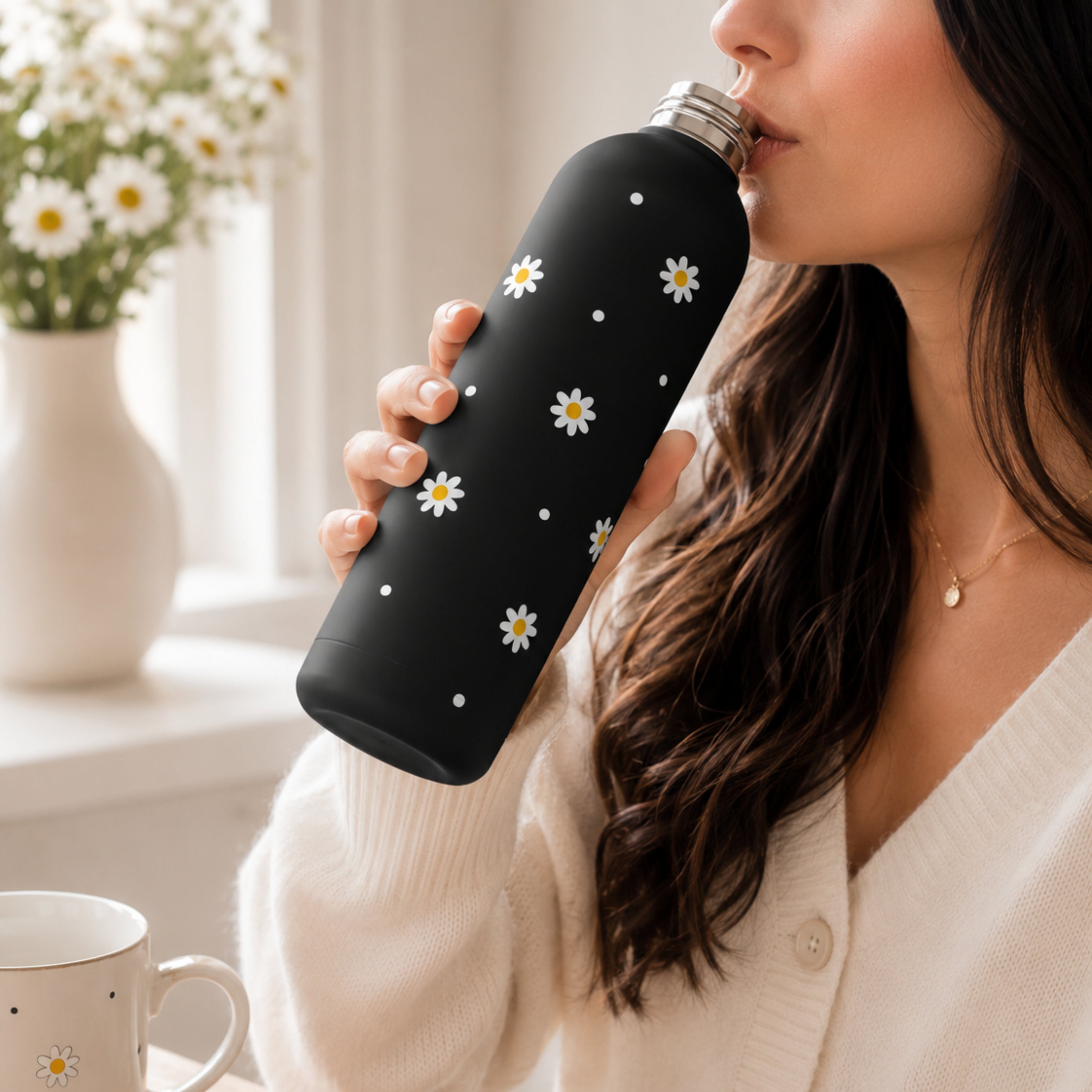Quench - Insulated Water Bottle - Daisy (750ML)