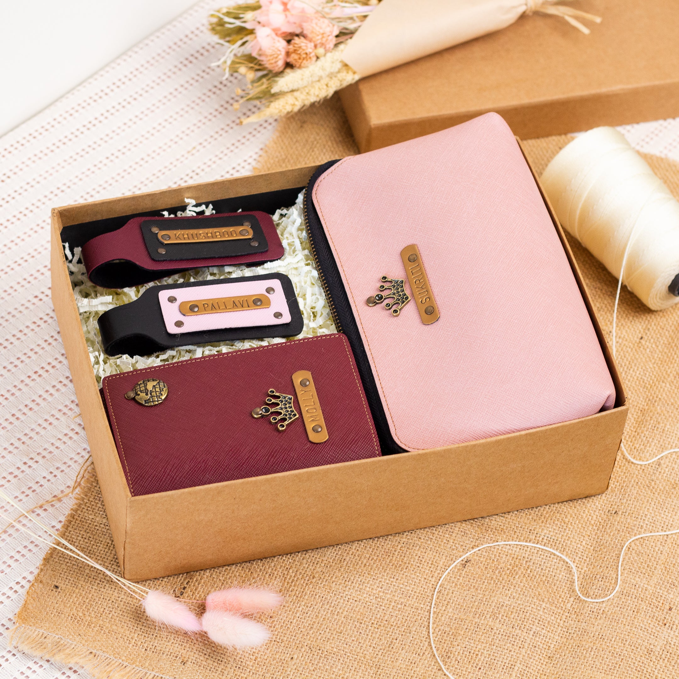 The Messy Corner | The Globetrotter Hamper- Personalised Gift Box