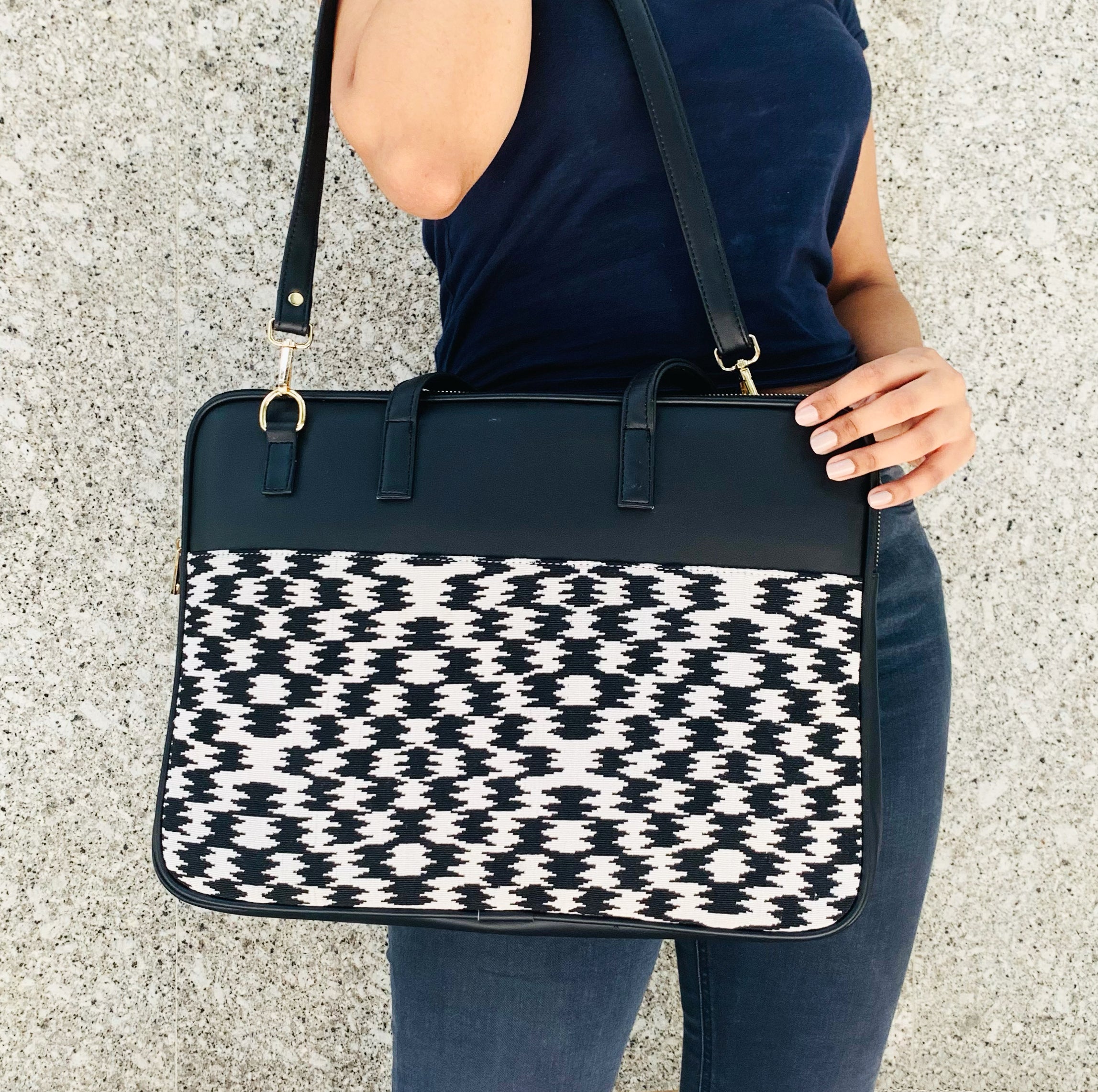 The Messy Corner- Personalised Laptop Bag - Houndstooth